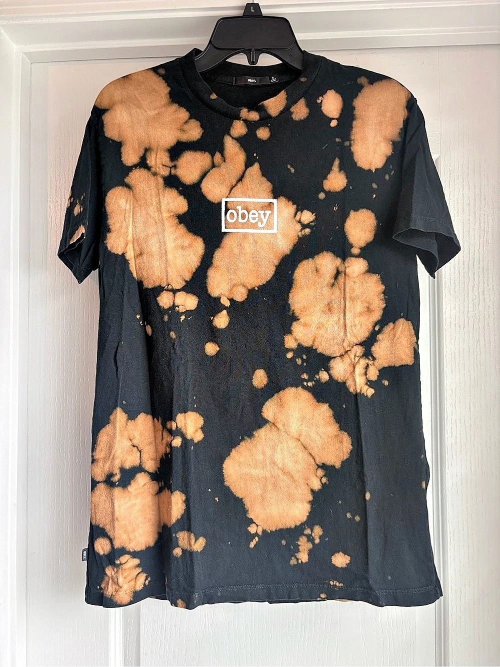 Obey Men’s Abstract Graphic Tee Black & Orange Small